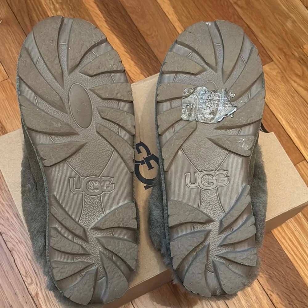 UGG Olive Fur-Lined Slippers - Picture 4 of 6